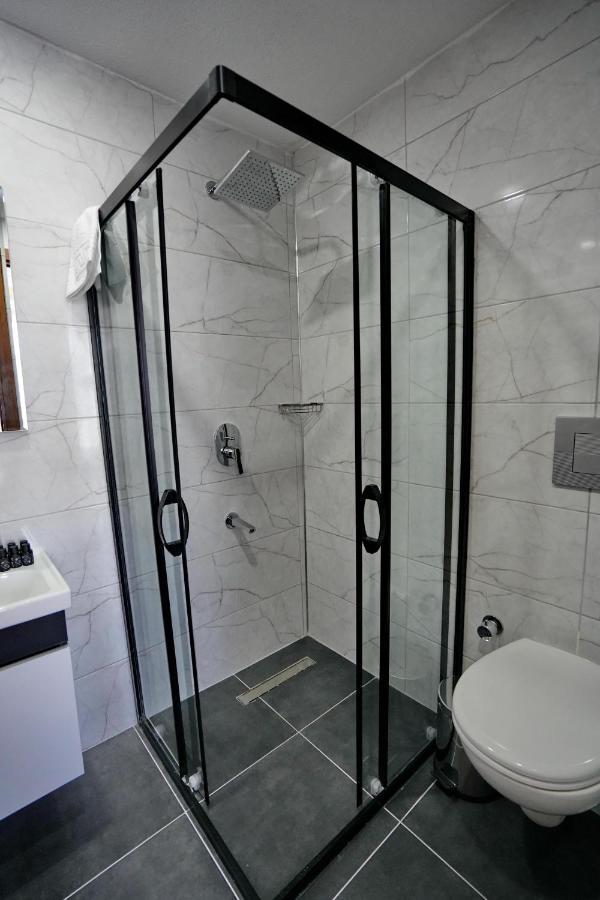 Shelton Airport Hotel Arnavutkoy Екстер'єр фото