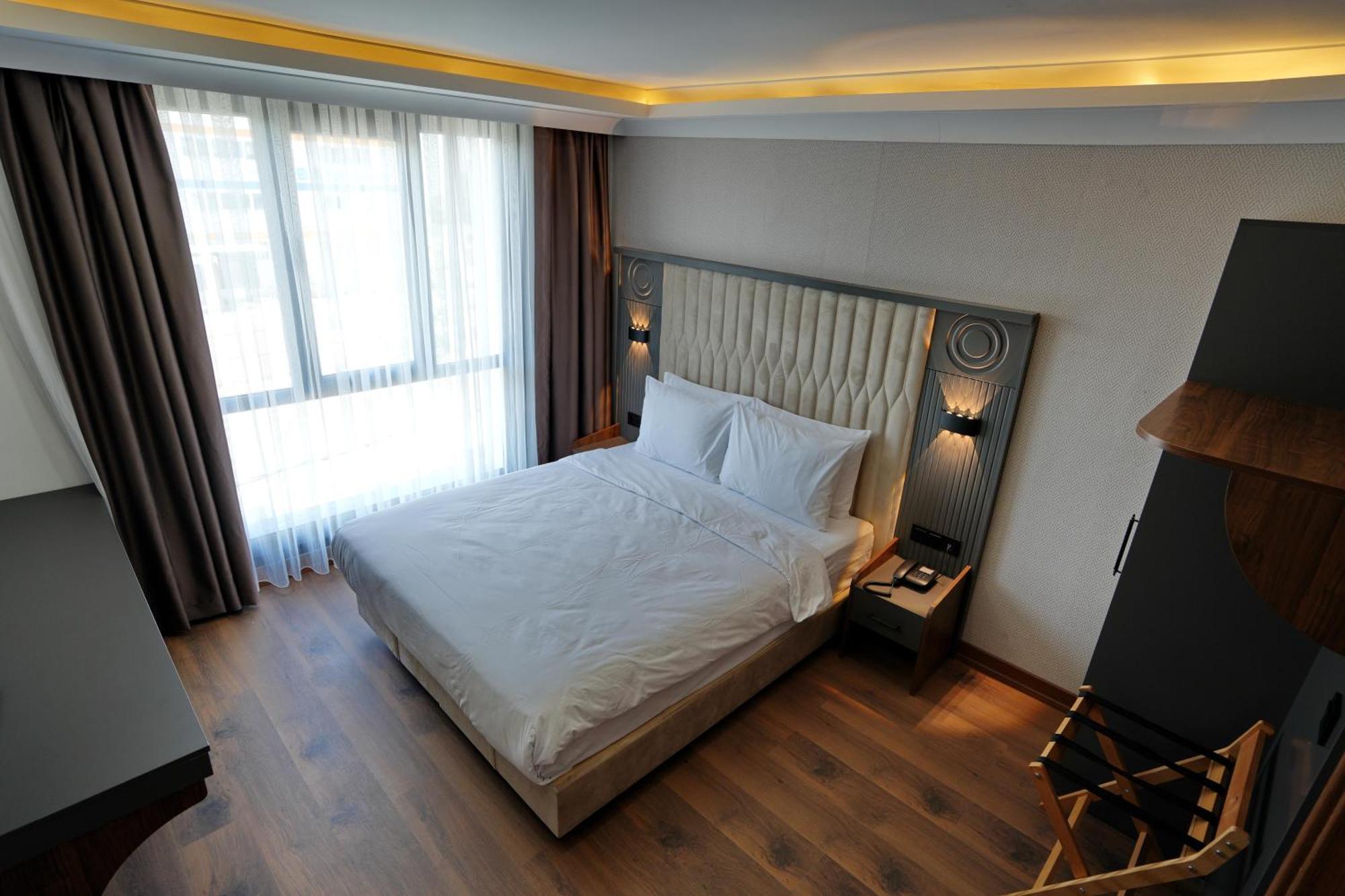 Shelton Airport Hotel Arnavutkoy Екстер'єр фото
