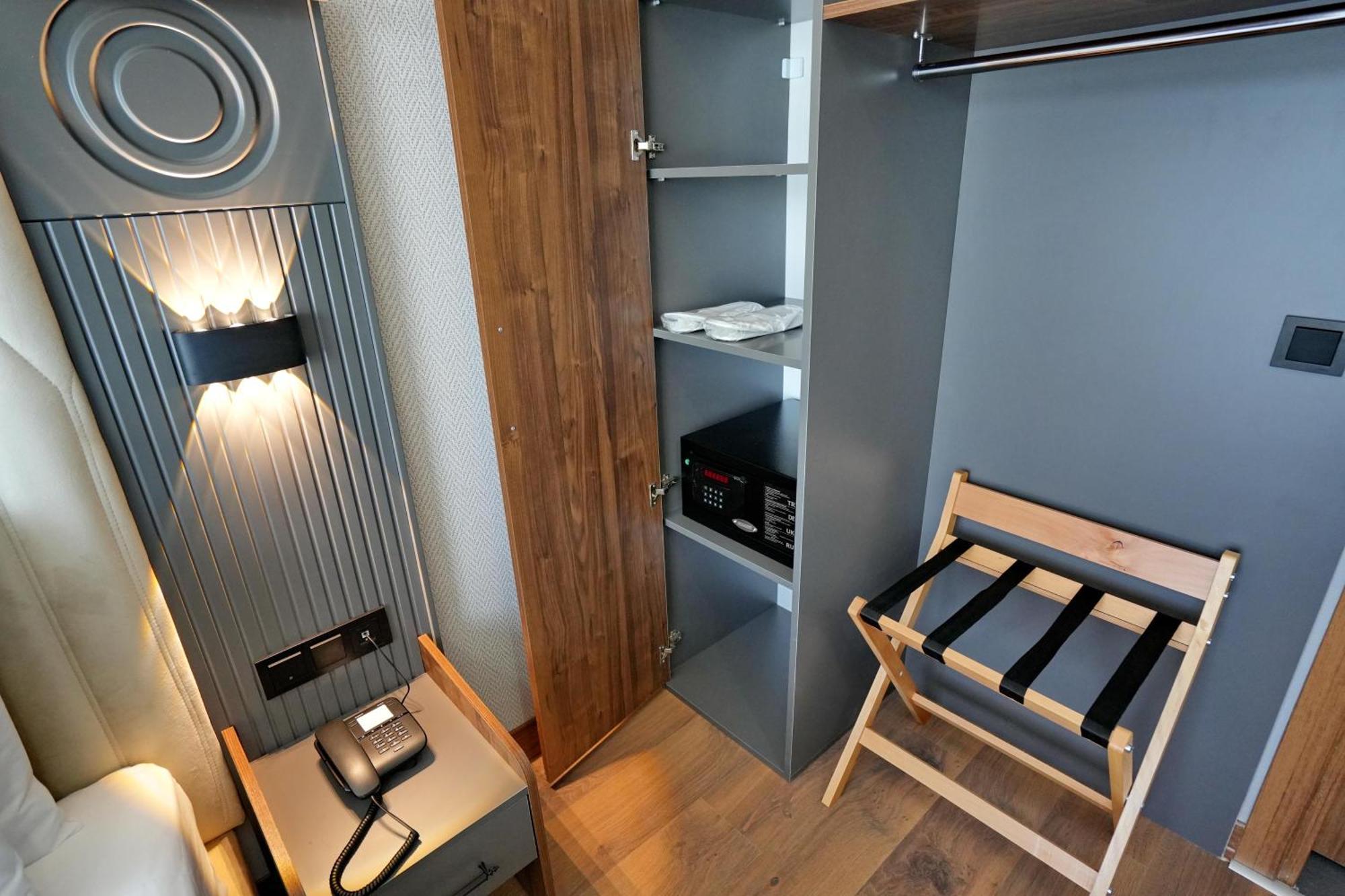 Shelton Airport Hotel Arnavutkoy Екстер'єр фото